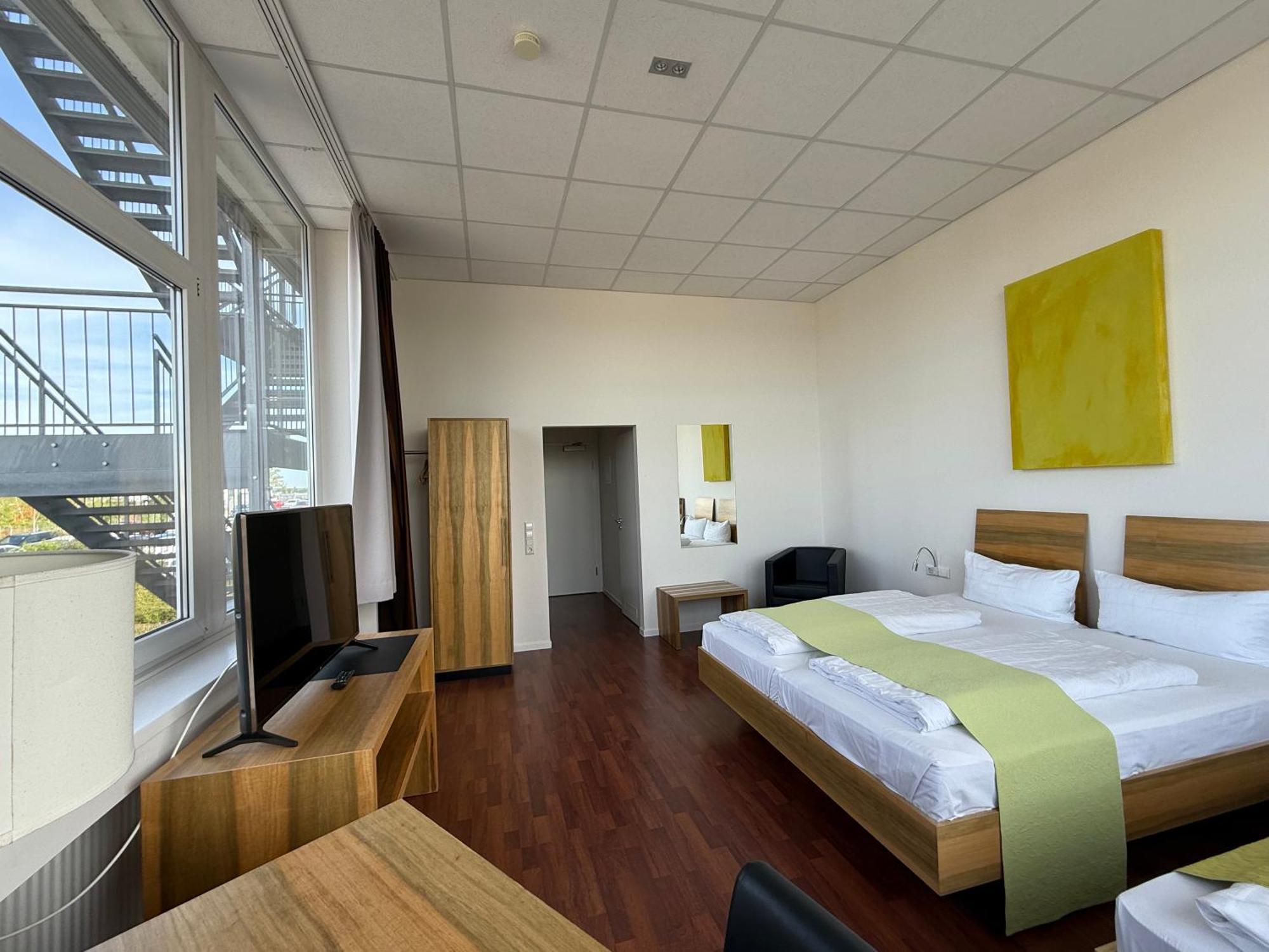Amh Airport-messe-hotel Stuttgart