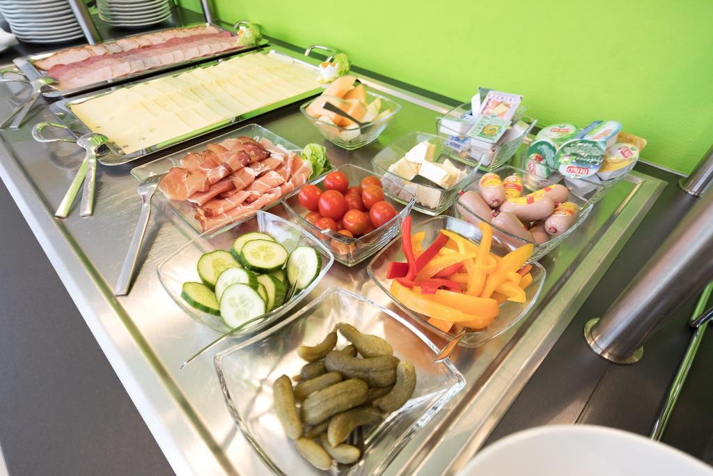 Amh Airport-messe-hotel Stuttgart