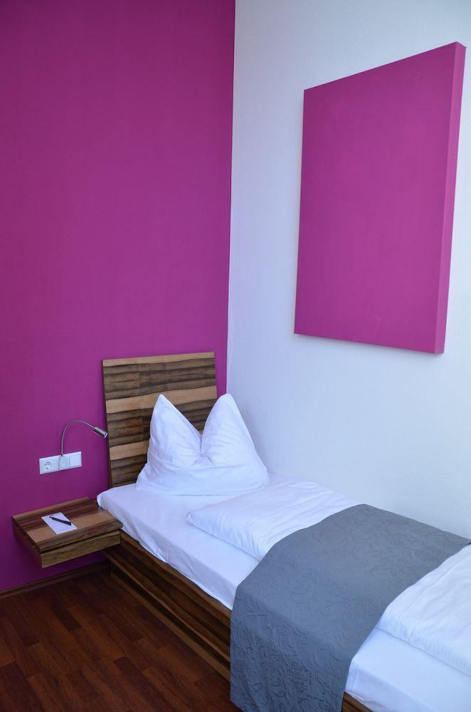 Amh Airport-messe-hotel Stuttgart 3*