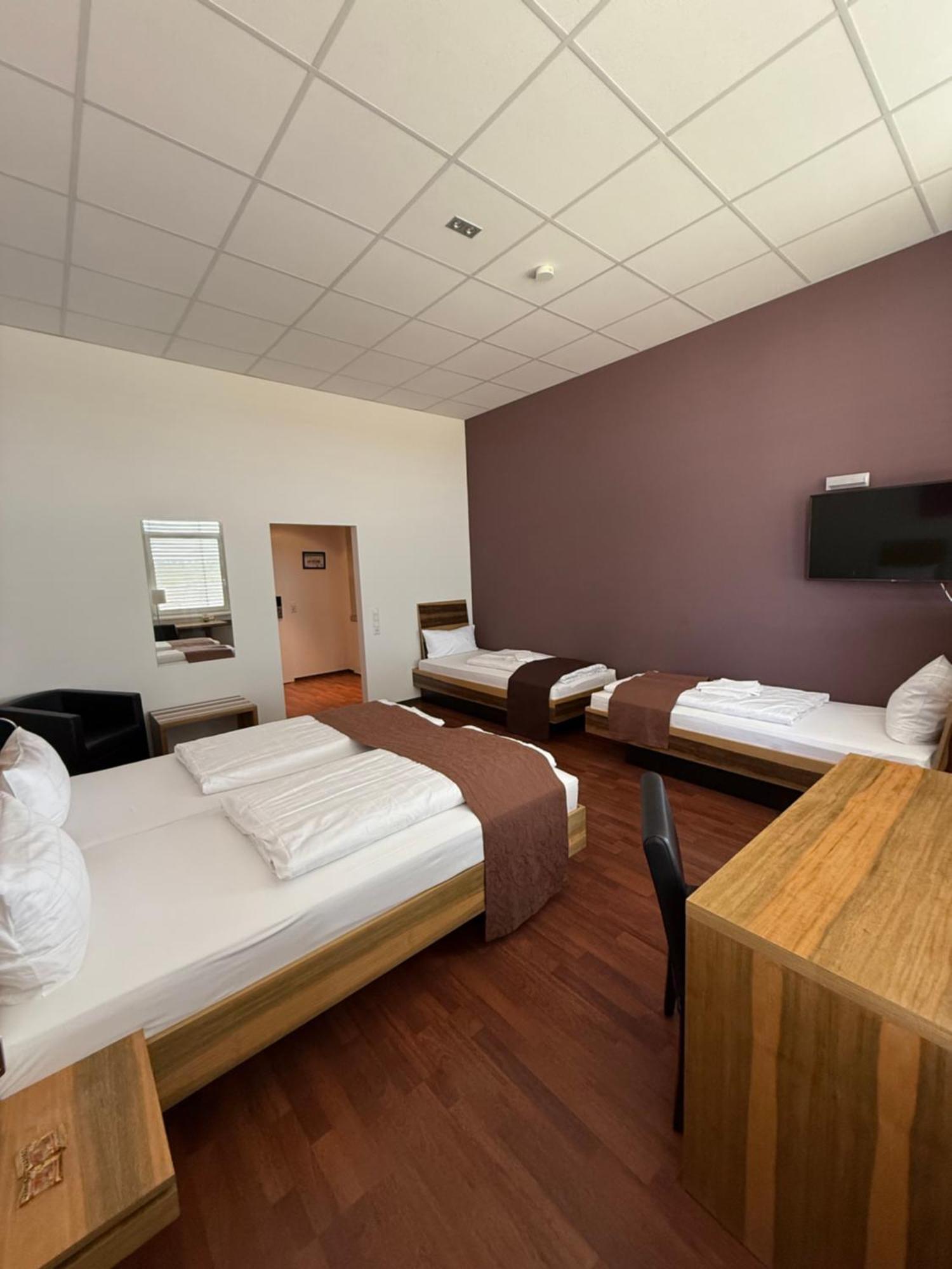 Amh Airport-messe-hotel Stuttgart Filderstadt