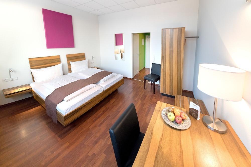 Amh Airport-messe-hotel Stuttgart Hotel