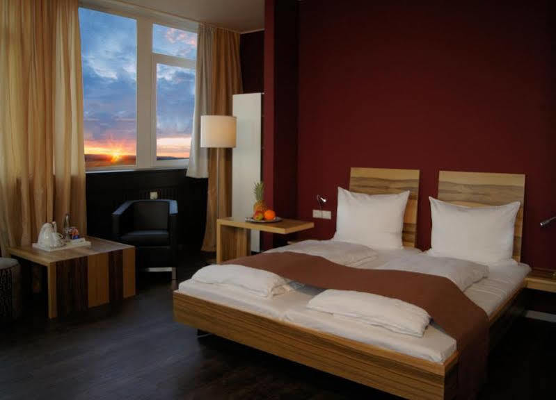 Amh Airport-messe-hotel Stuttgart